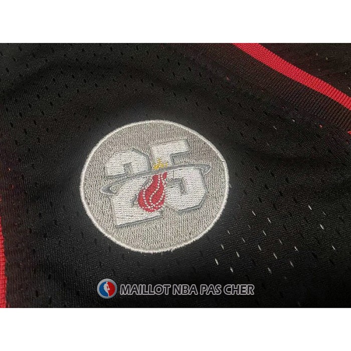 Maillot Miami Heat Dwyane Wade NO 3 Mitchell & Ness 2012-13 Authentique Noir